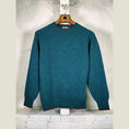 Load image into Gallery viewer, DW Shetland Crew with Contrast Tipping
