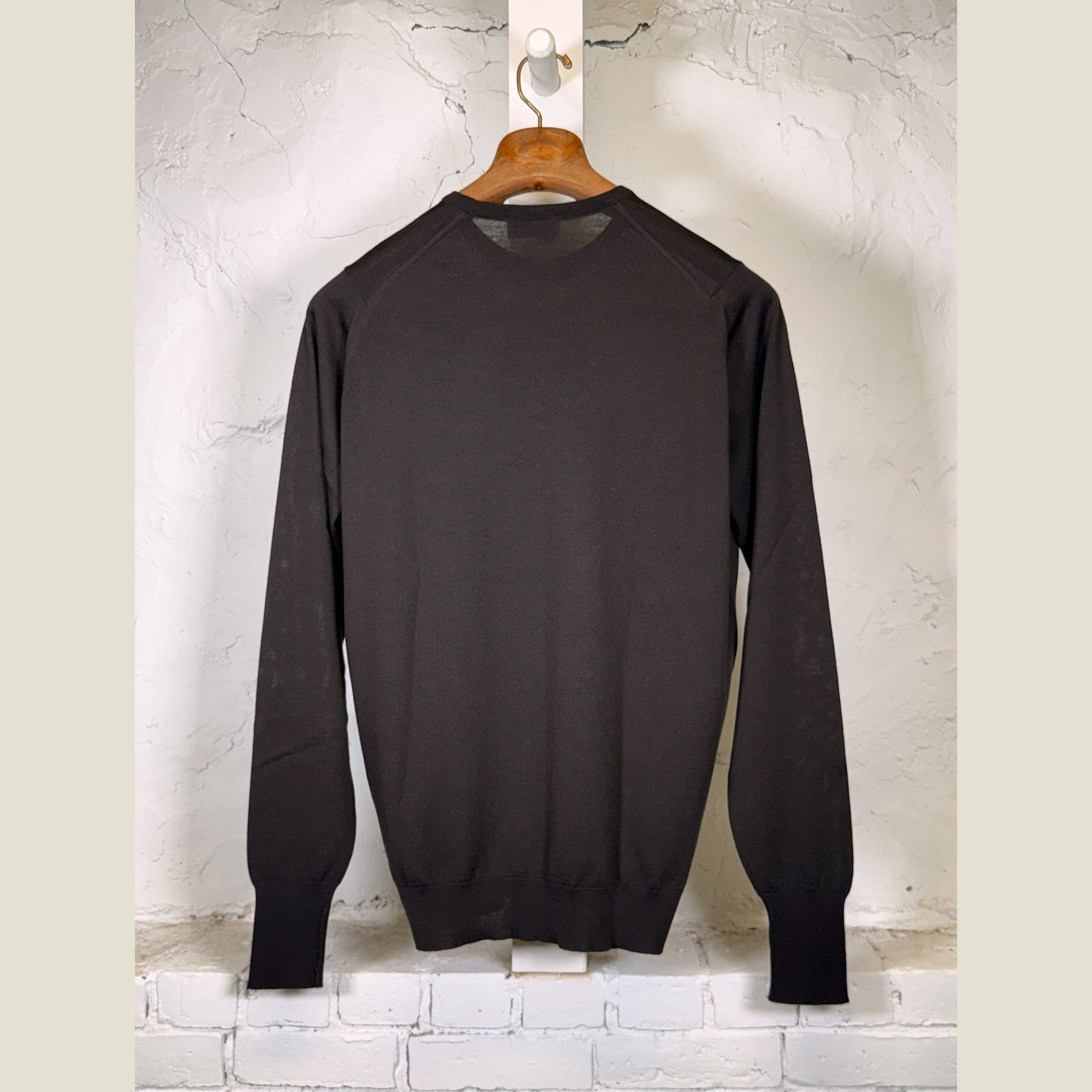 JOHN SMEDLEY Crewneck Sweater