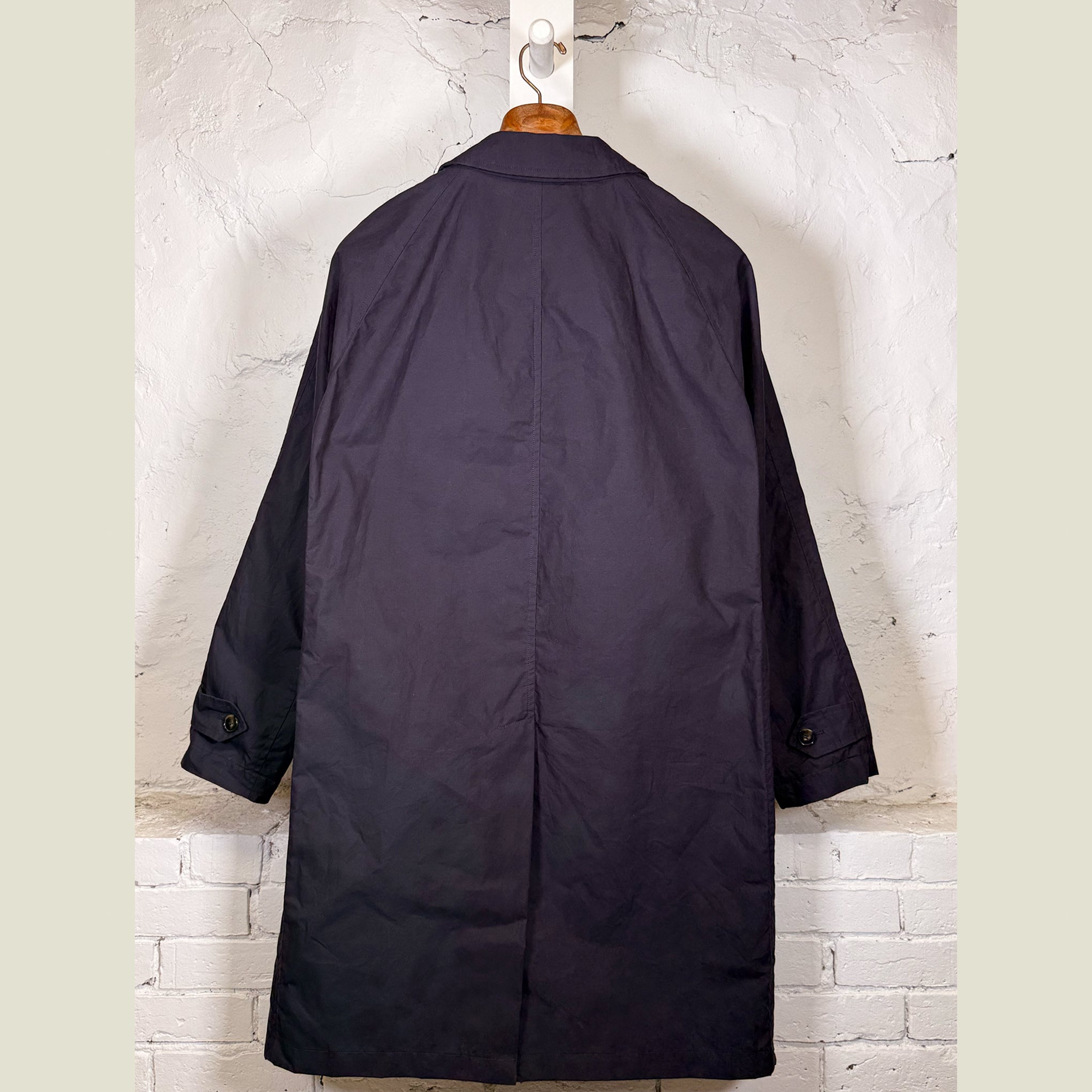 L’IMPERMEABLE Coat