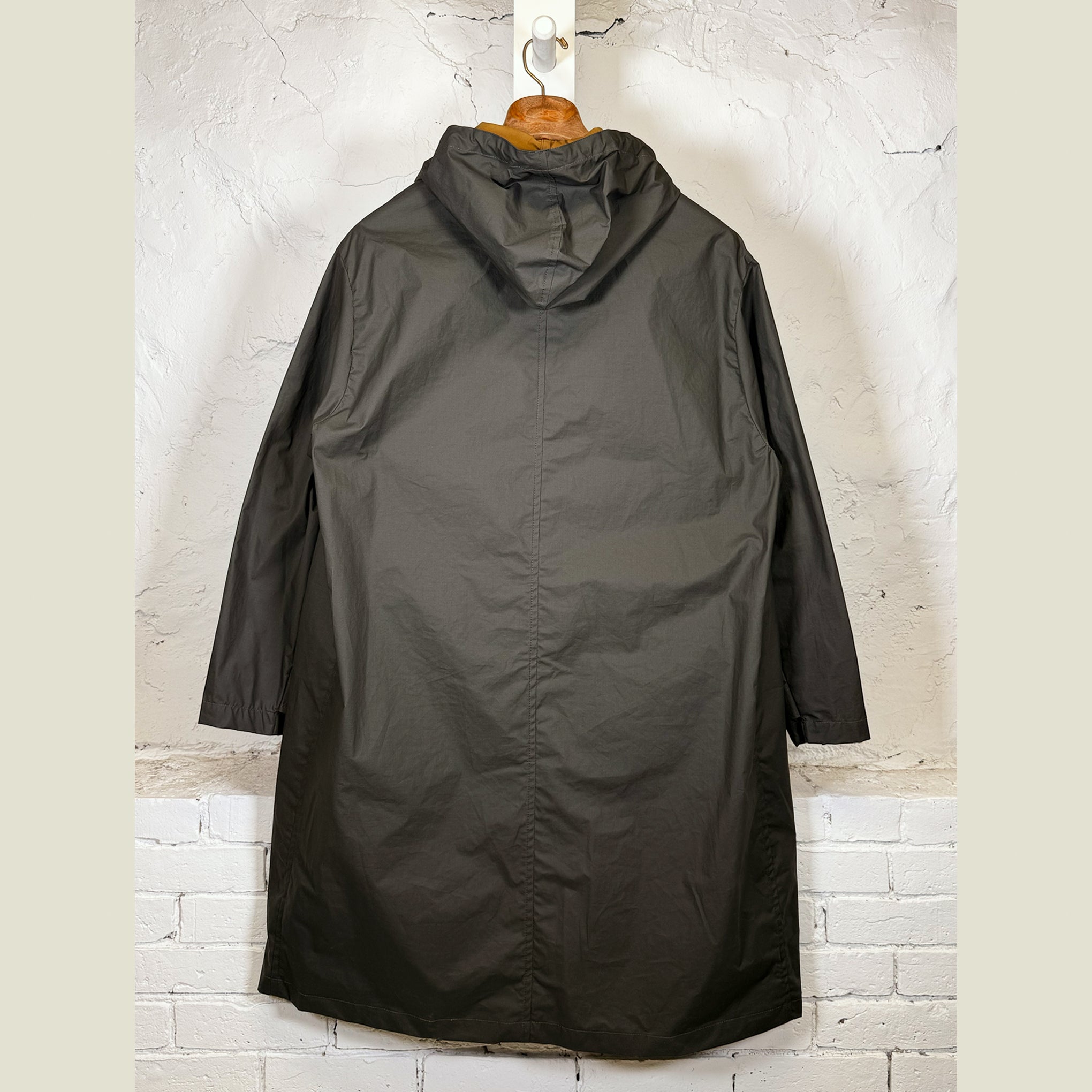 L’IMPERMEABLE Coat