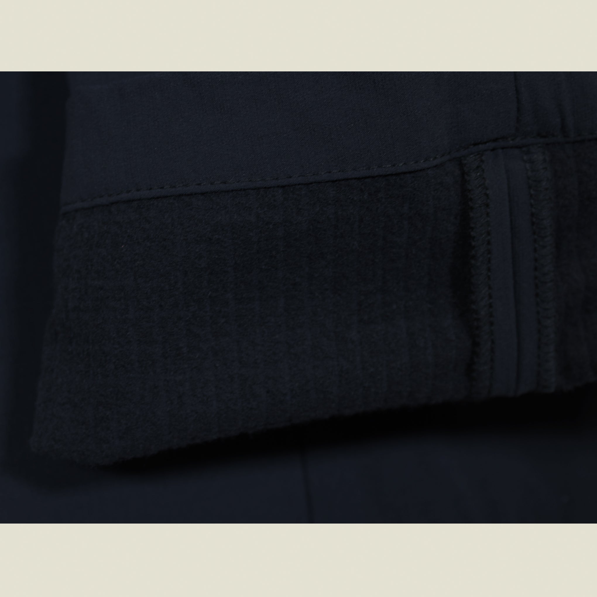 MYTHS Fleece-Lined Trouser