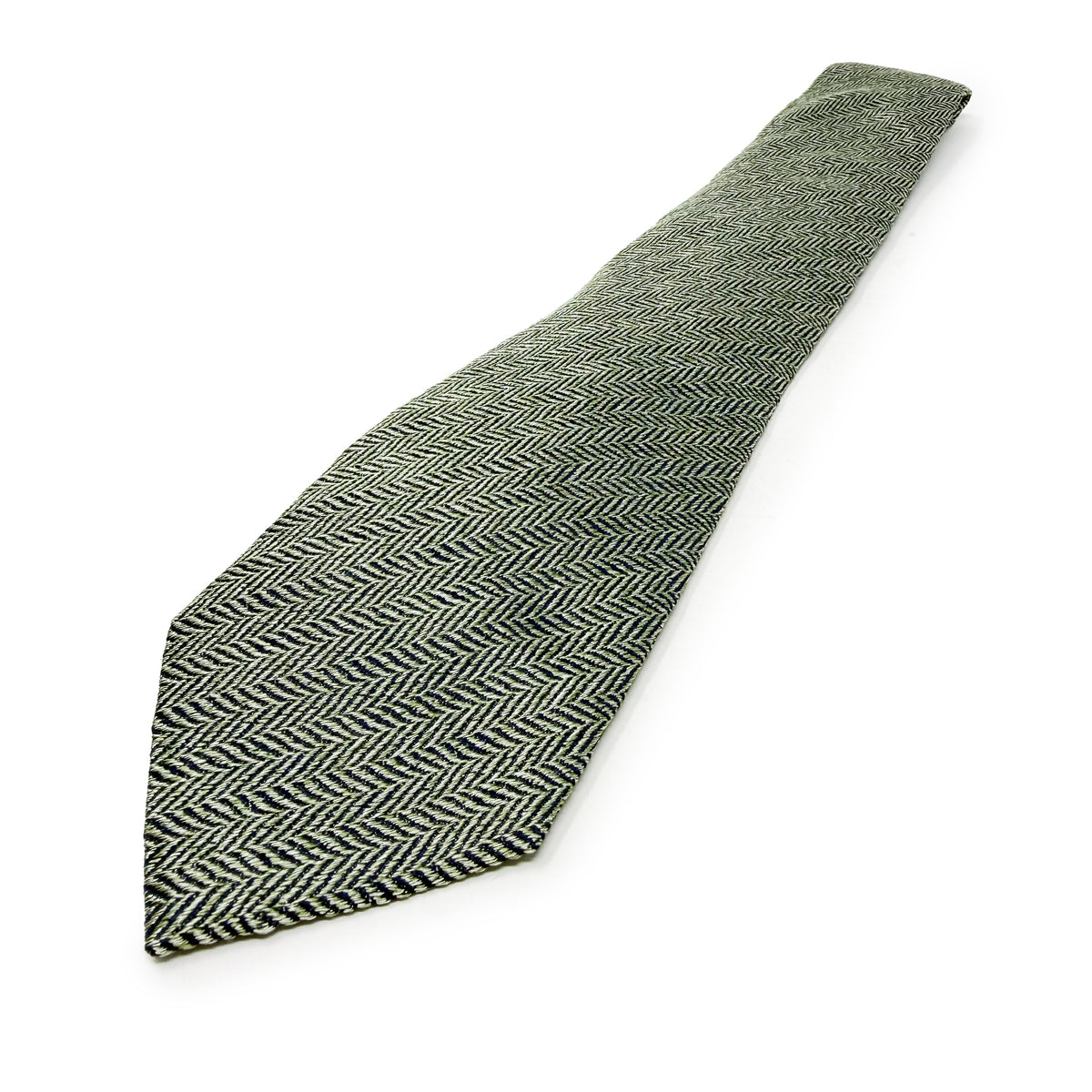 DW Tie