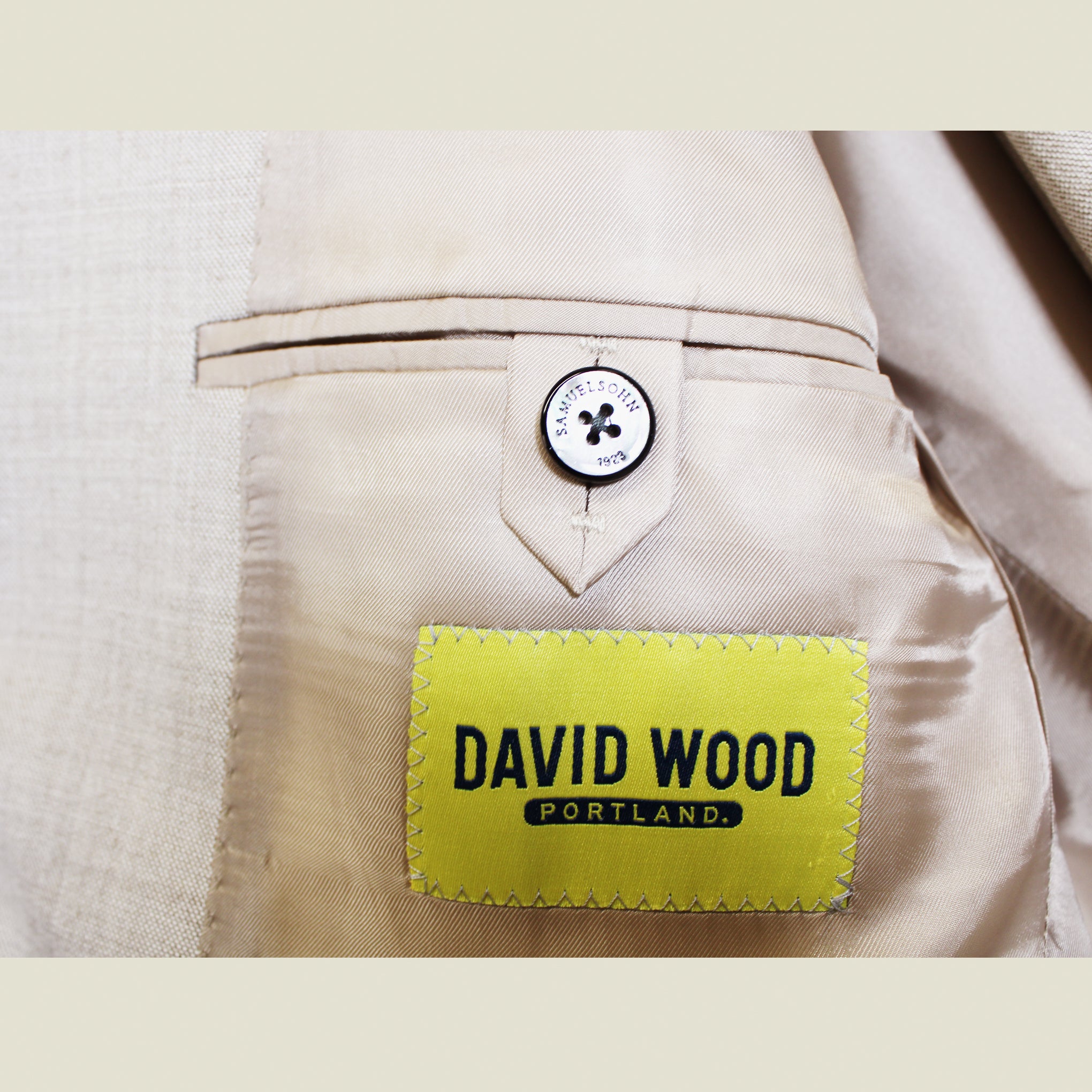 DW Natural Linen Suit
