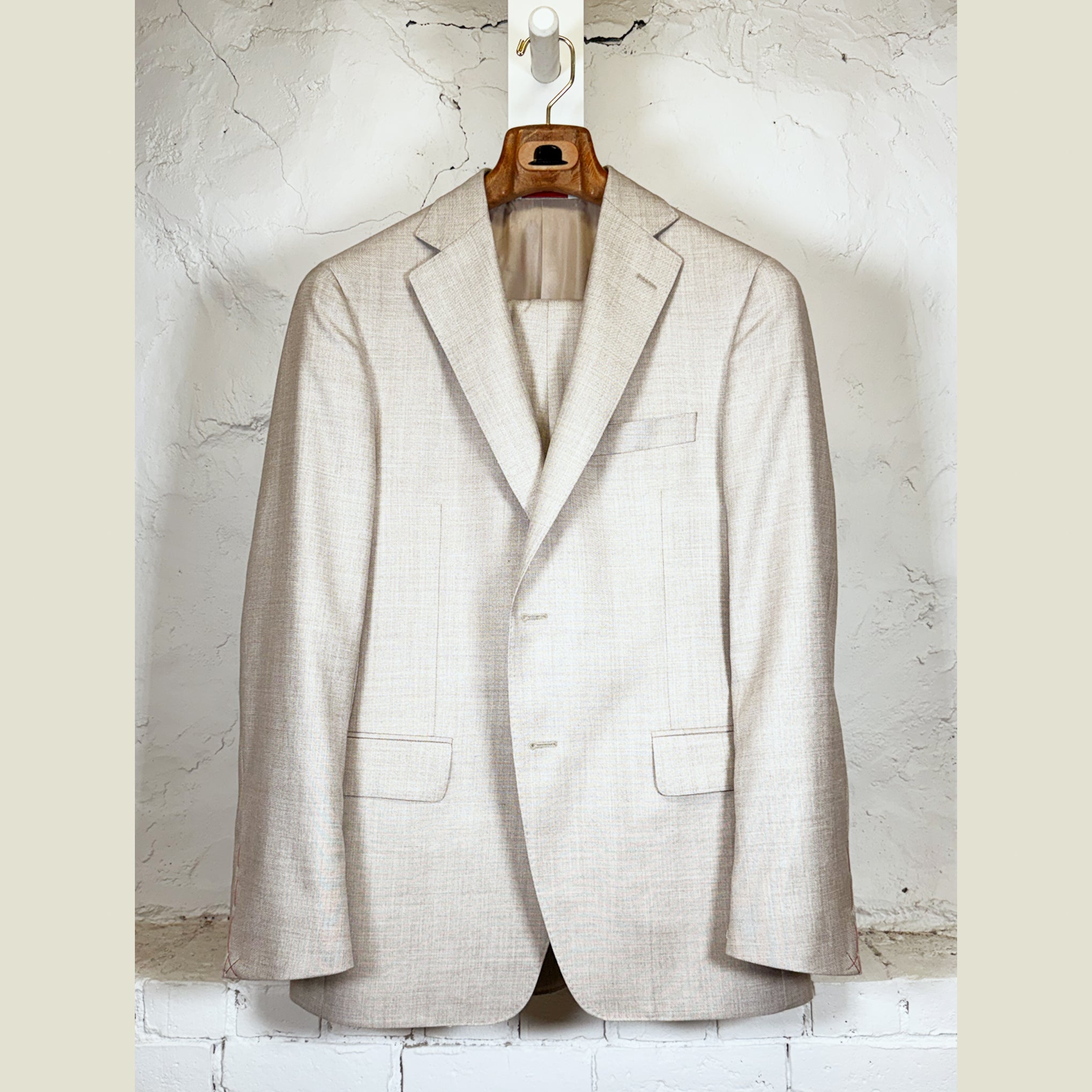 DW Natural Linen Suit