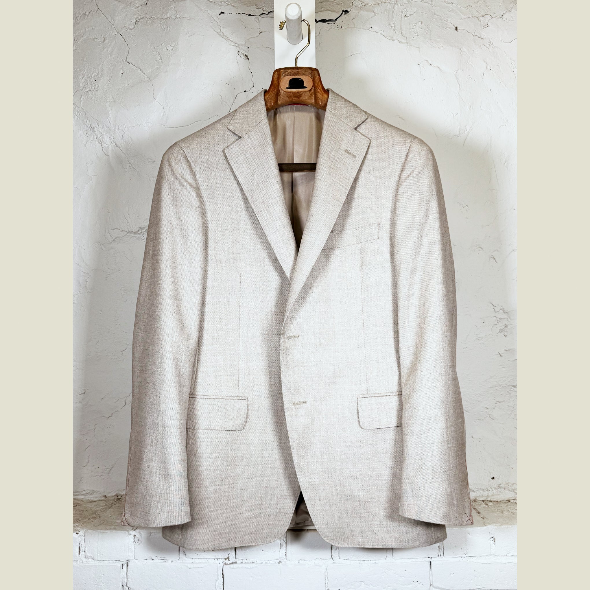 DW Natural Linen Suit