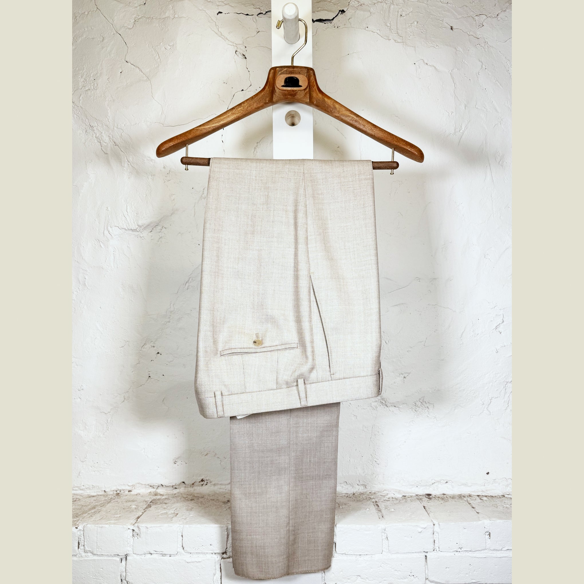 DW Natural Linen Suit