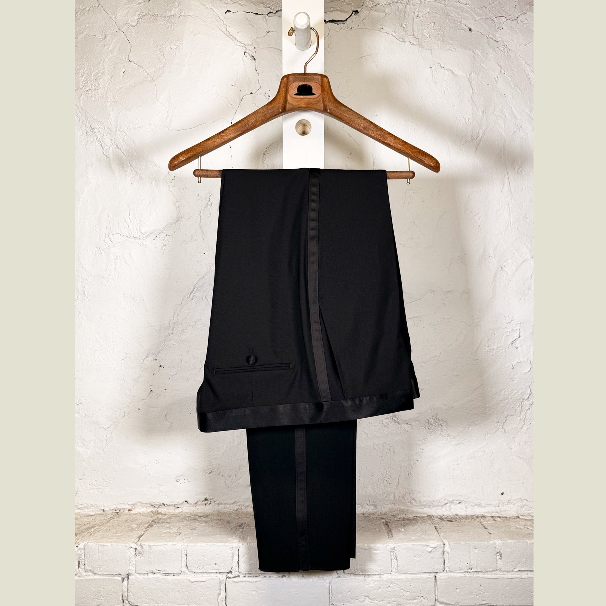 TOMBOLINI Zero Gravity Tuxedo