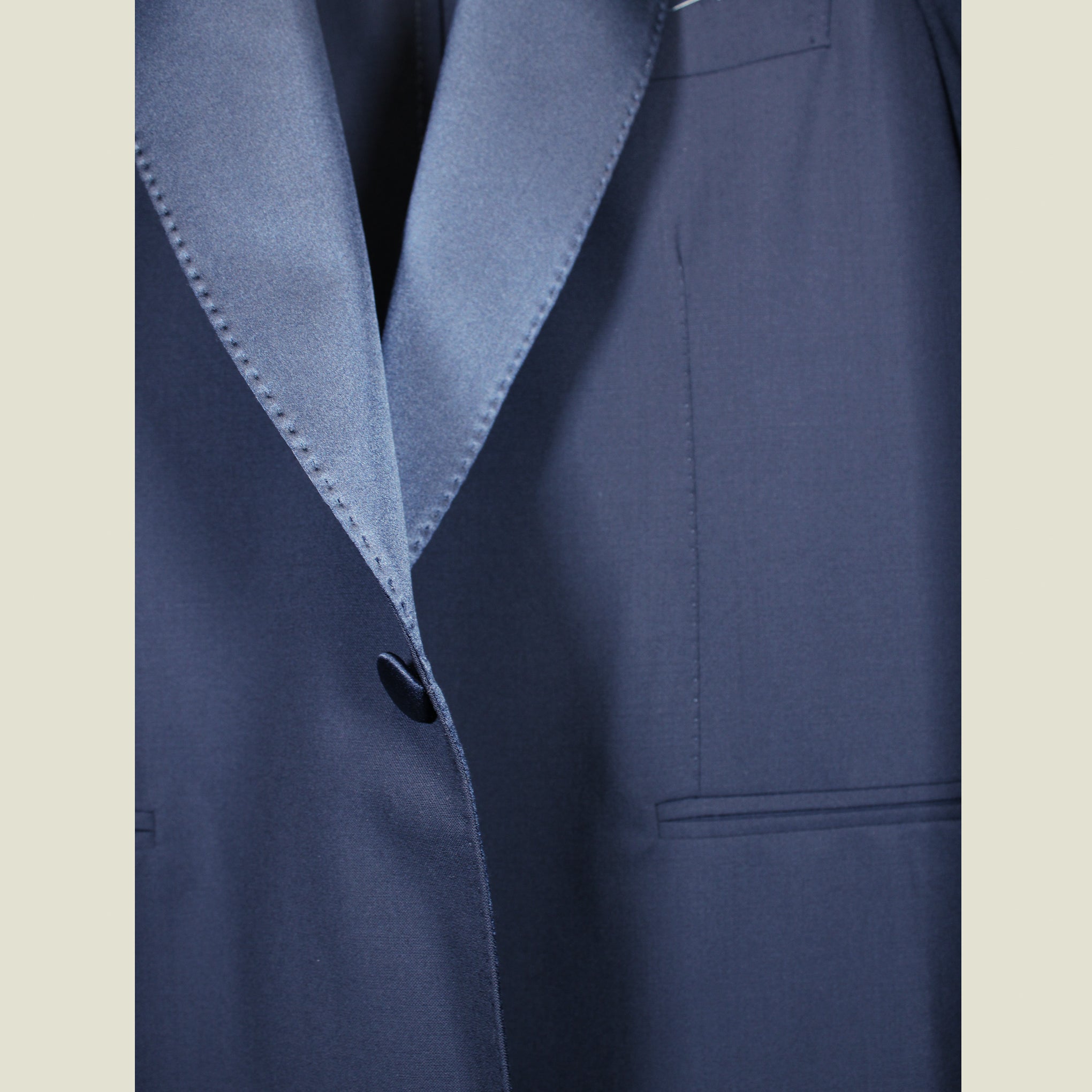 TOMBOLINI Zero Gravity Tuxedo