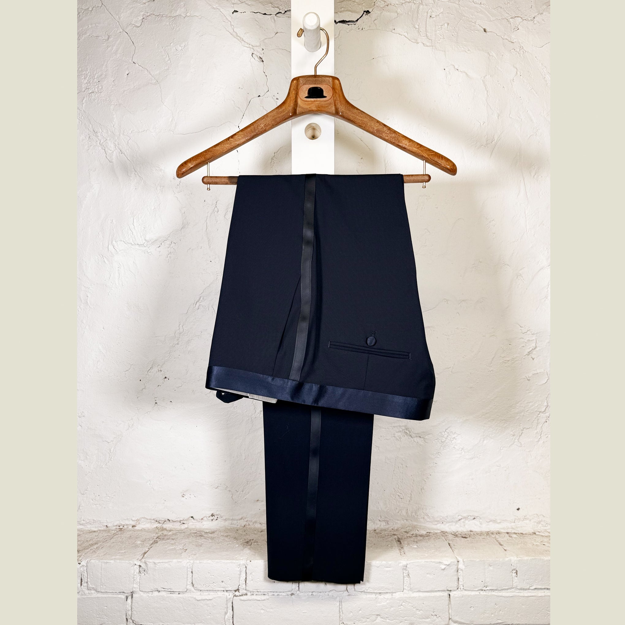 TOMBOLINI Zero Gravity Tuxedo